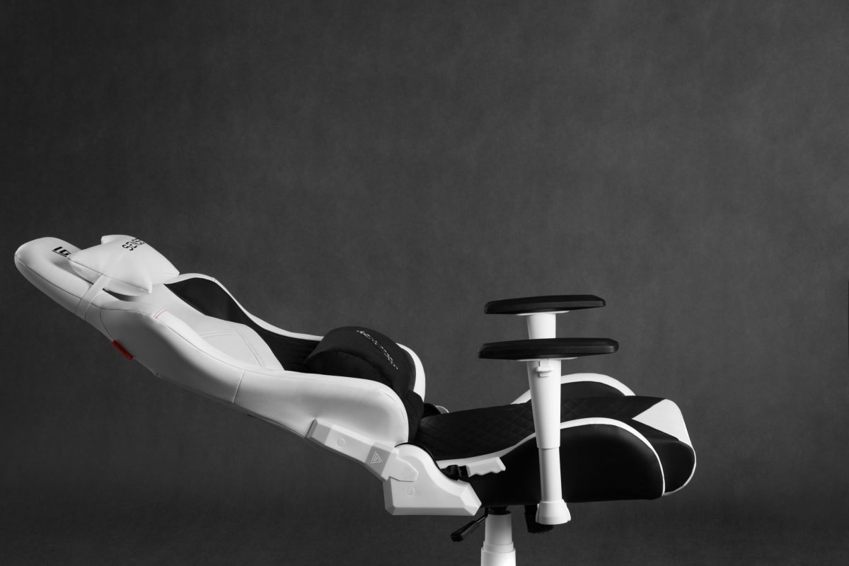 Геймерське крісло SENSE7 Spellcaster Senshi Edition XL - Найвищий комфорт і стиль для геймерів - Зображення 8