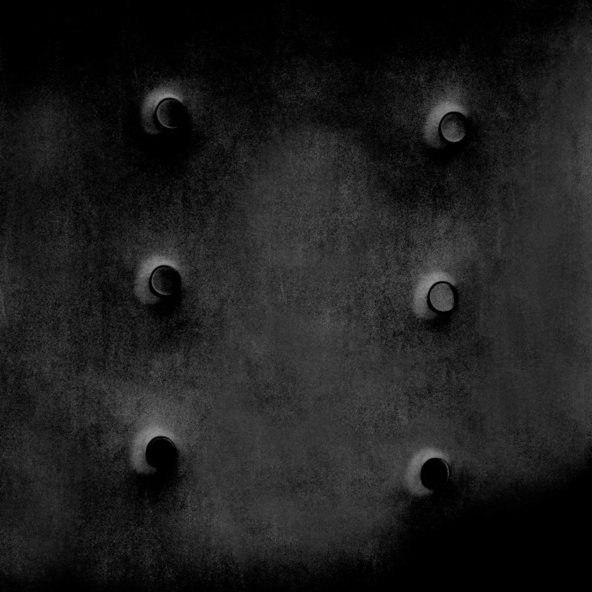 Чорне крісло Sofatel Norse з підніжкою - Зображення 4