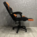 Яскраве геймерське крісло Pegie Prestige чорно-помаранчеве - Зображення 2