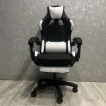 Елегантне геймерське крісло Pegie Prestige чорно-біле для комфорту та гри