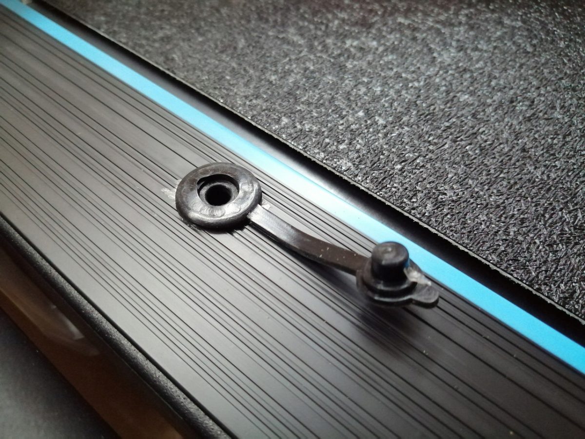 G-RUNNER FIT-NET 400 – електрична бігова доріжка для тренувань з музикою AUX AUDIO - Зображення 6