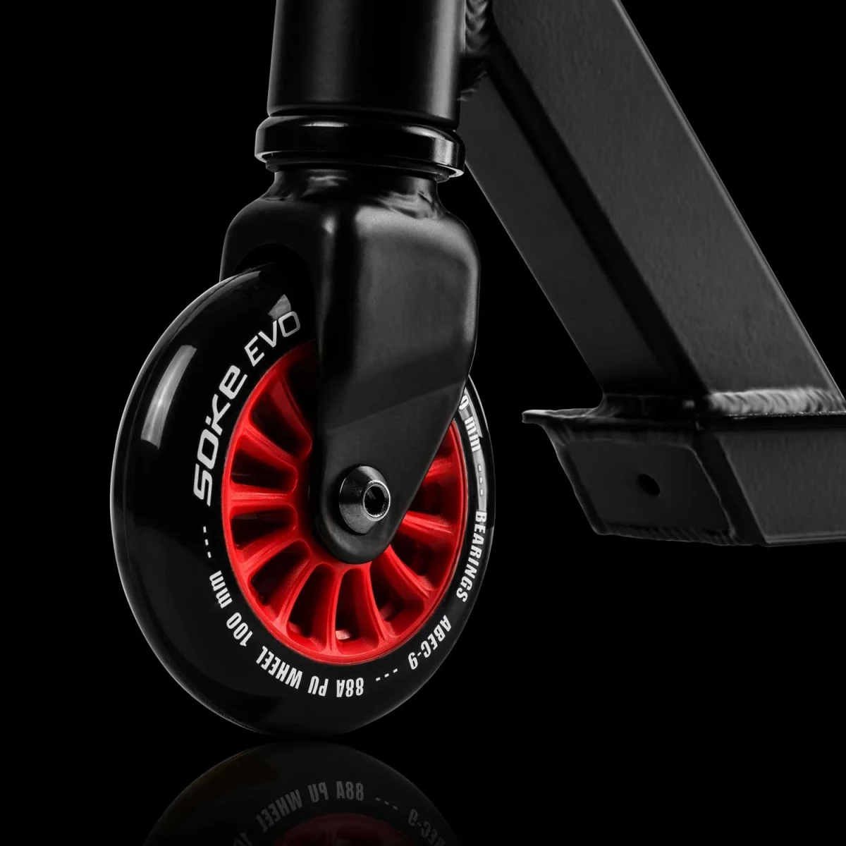 Скутер SOKE EVO червоний для активних вуличних катань - Зображення 5