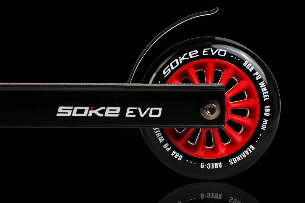Скутер SOKE EVO червоний для активних вуличних катань - Зображення 3