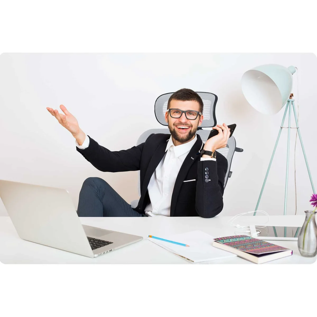 Офісне крісло Sofotel Nicea сіре з мікросітки для тривалих сесій - Зображення 8