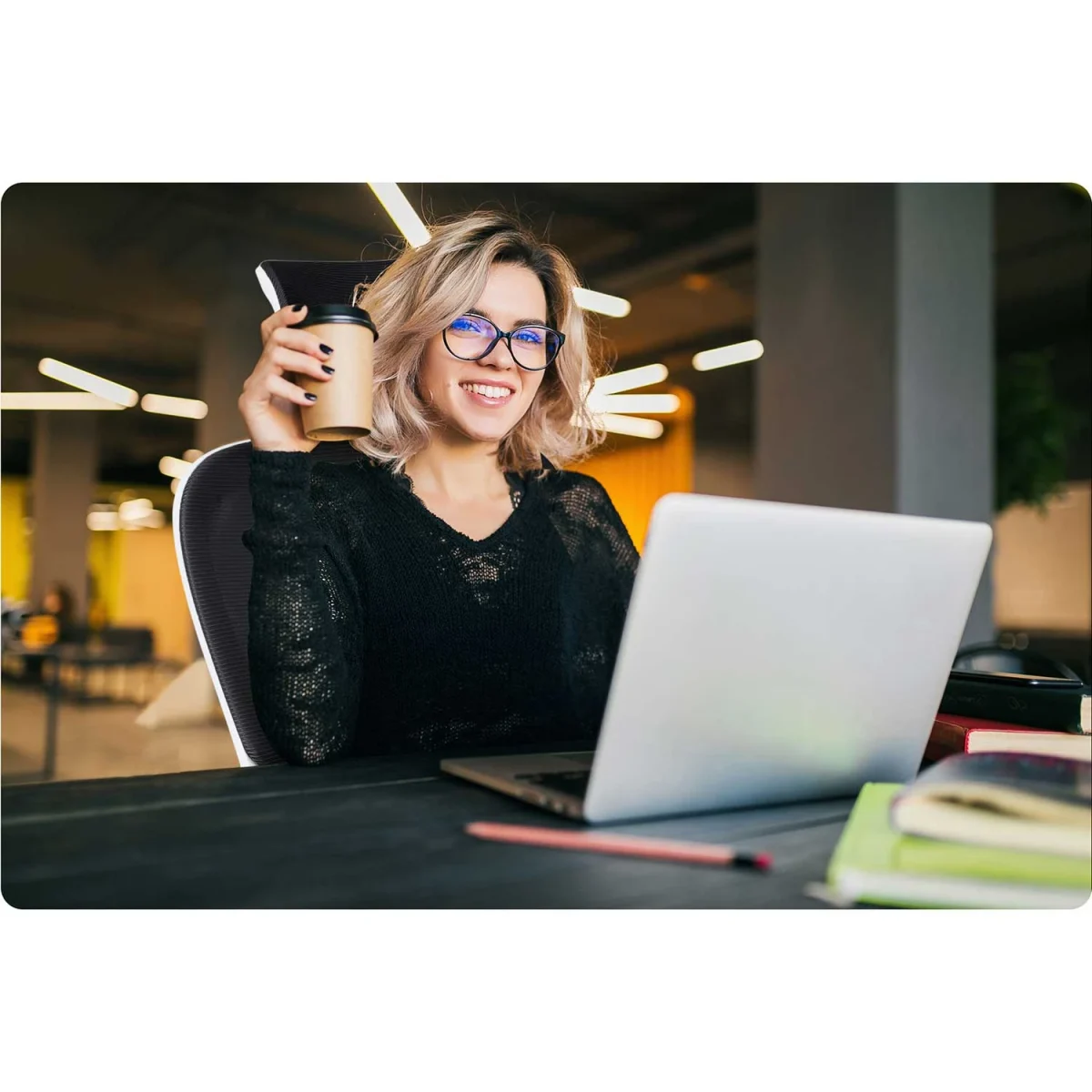 Офісне крісло з мікросітки Sofotel Formax чорне – комфорт і стиль для офісу - Зображення 9