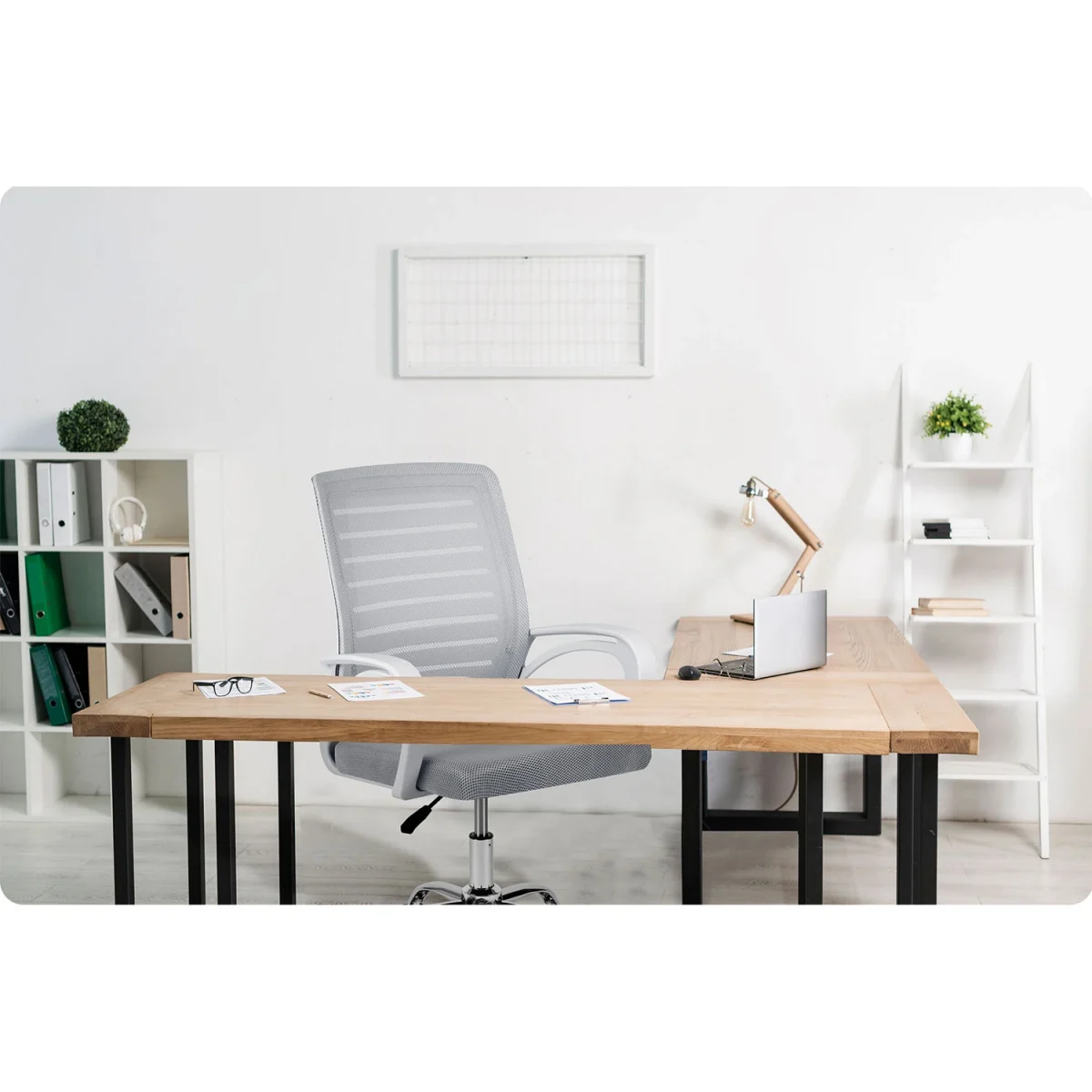 Офісне крісло Sofotel Vinto з мікросітки для офісу - Зображення 8