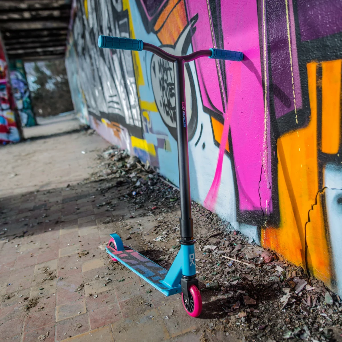 Бірюзовий трюковий самокат SOKE GO! для швидких маневрів - Зображення 3