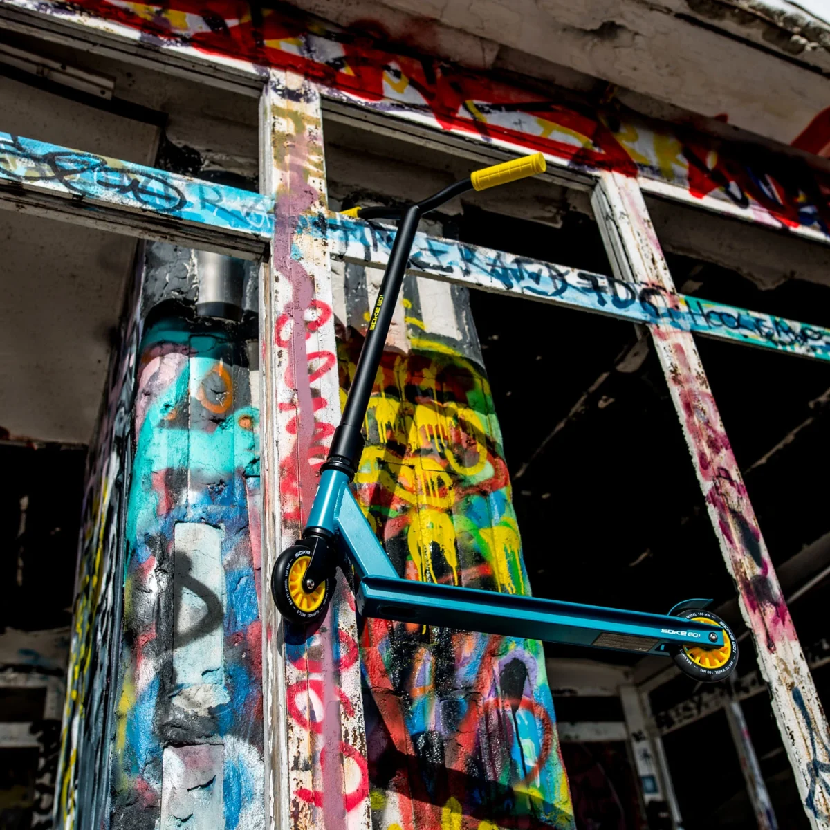 Трюковий самокат жовто-синій SOKE GO! – динамічний самокат для трюків - Зображення 3