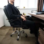 Офісне крісло Malatec 26195 з підніжкою, чорне - Зображення 13